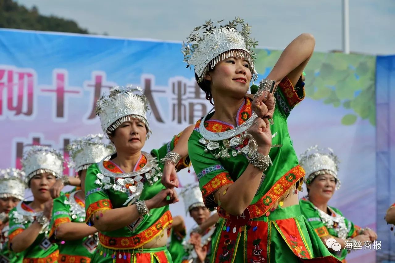 刚刚,南安广场舞总决赛落幕,16支队伍获奖,有你