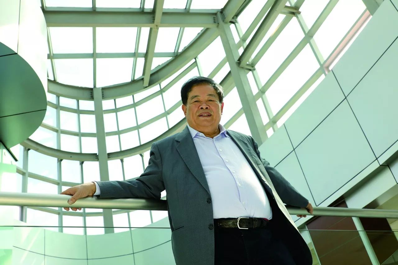 曹德旺:钱对你们来说是钱 对我是多余的赘肉|曹德旺|财富|企业家_新浪财经