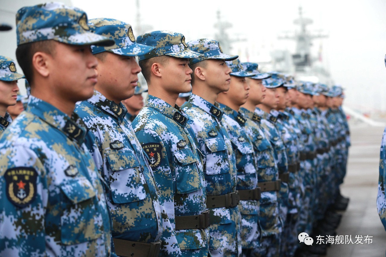 东海舰队组织某型护卫舰集中驻训开训动员大会