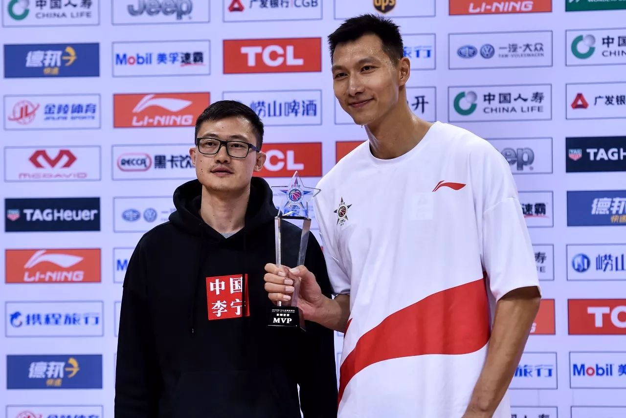 2018CBA全明星周末星光灿烂,深圳的易荣膺