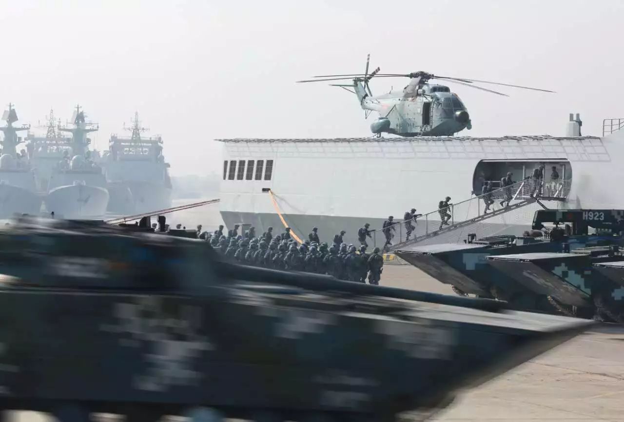 中国海军圆满完成叙化武海运护航任务--军事--人民网
