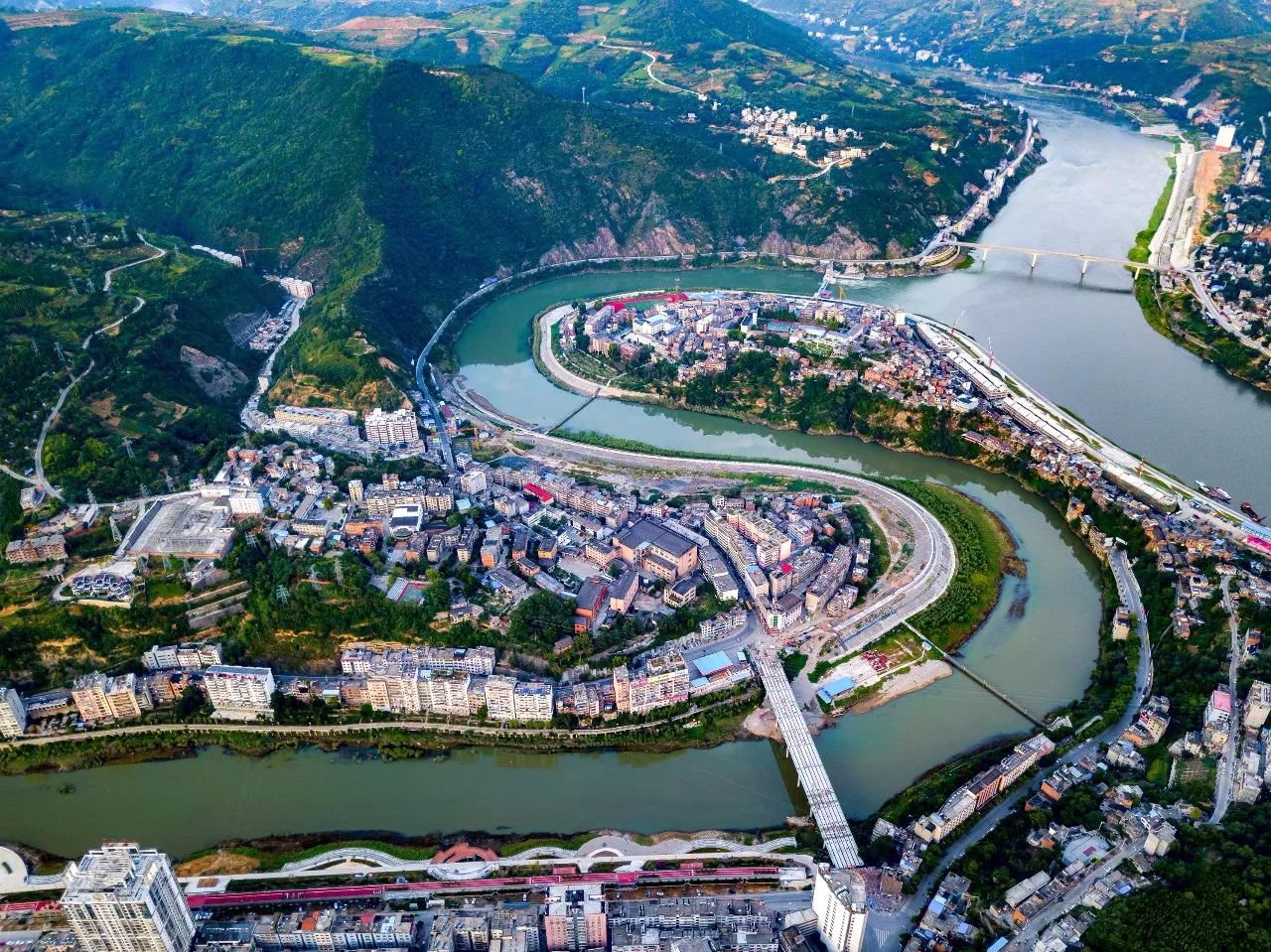 深读 | 秦岭淮河有什么特别?为何能分割中国?|摄