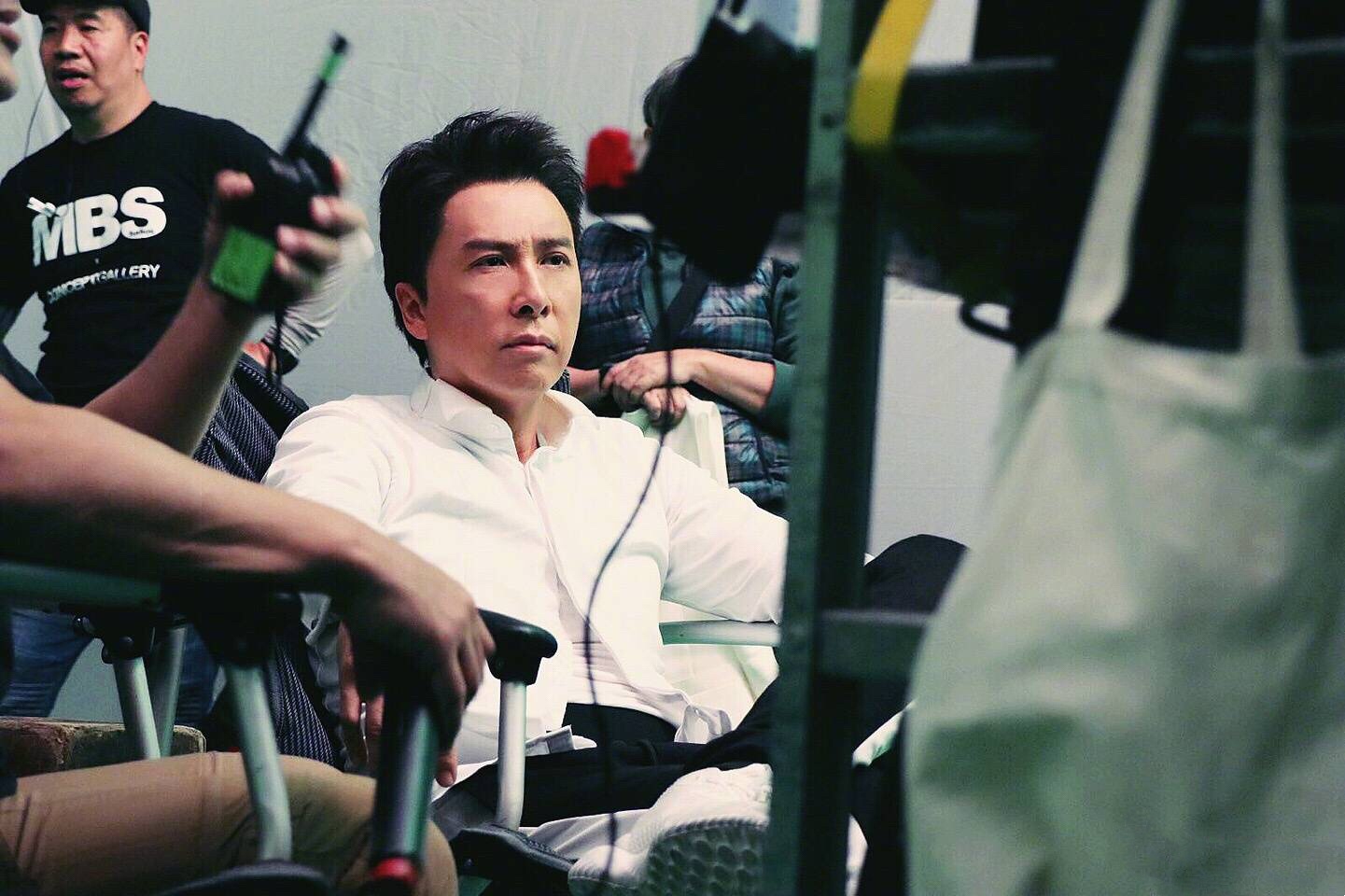 甄子丹晒新戏工作照 《追龙》后再联手王晶演胖子|追龙|甄子丹|肥龙过江_新浪娱乐_新浪网