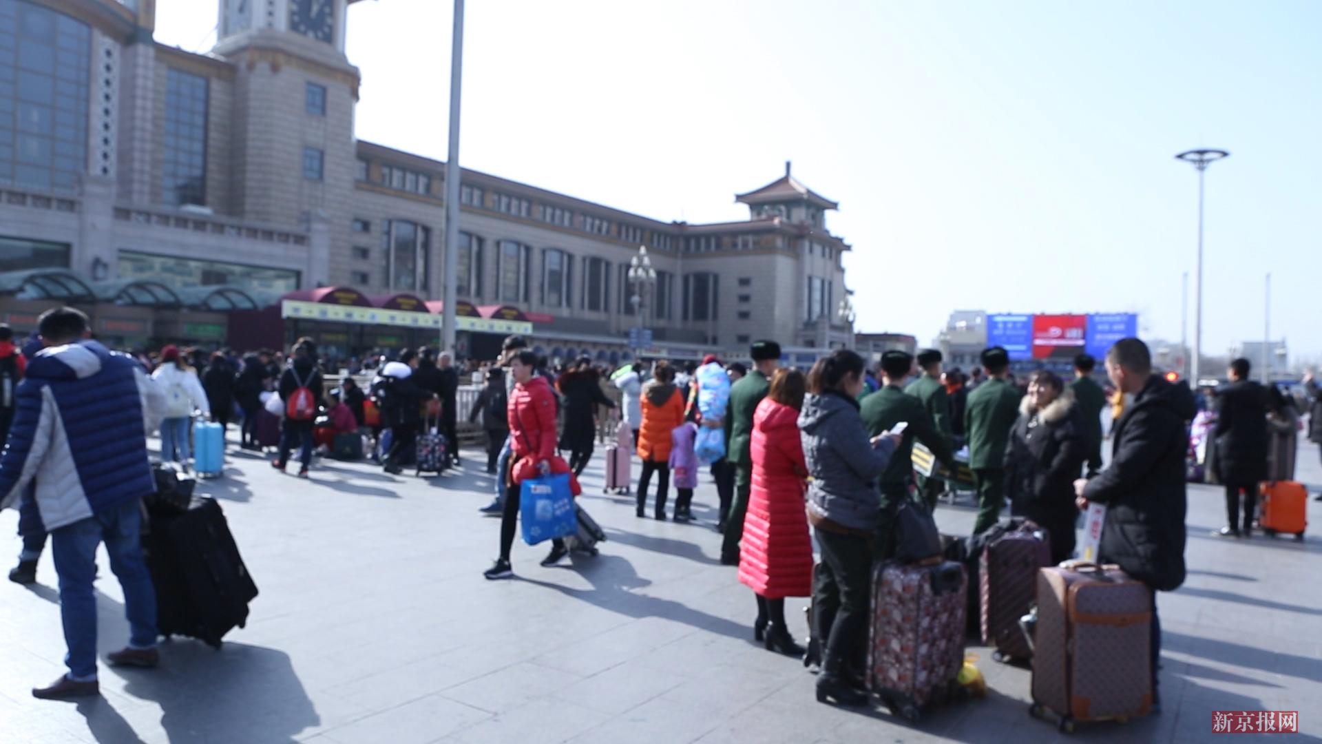 运第一天 返乡旅客带啥礼物给家人?尼日利亚小