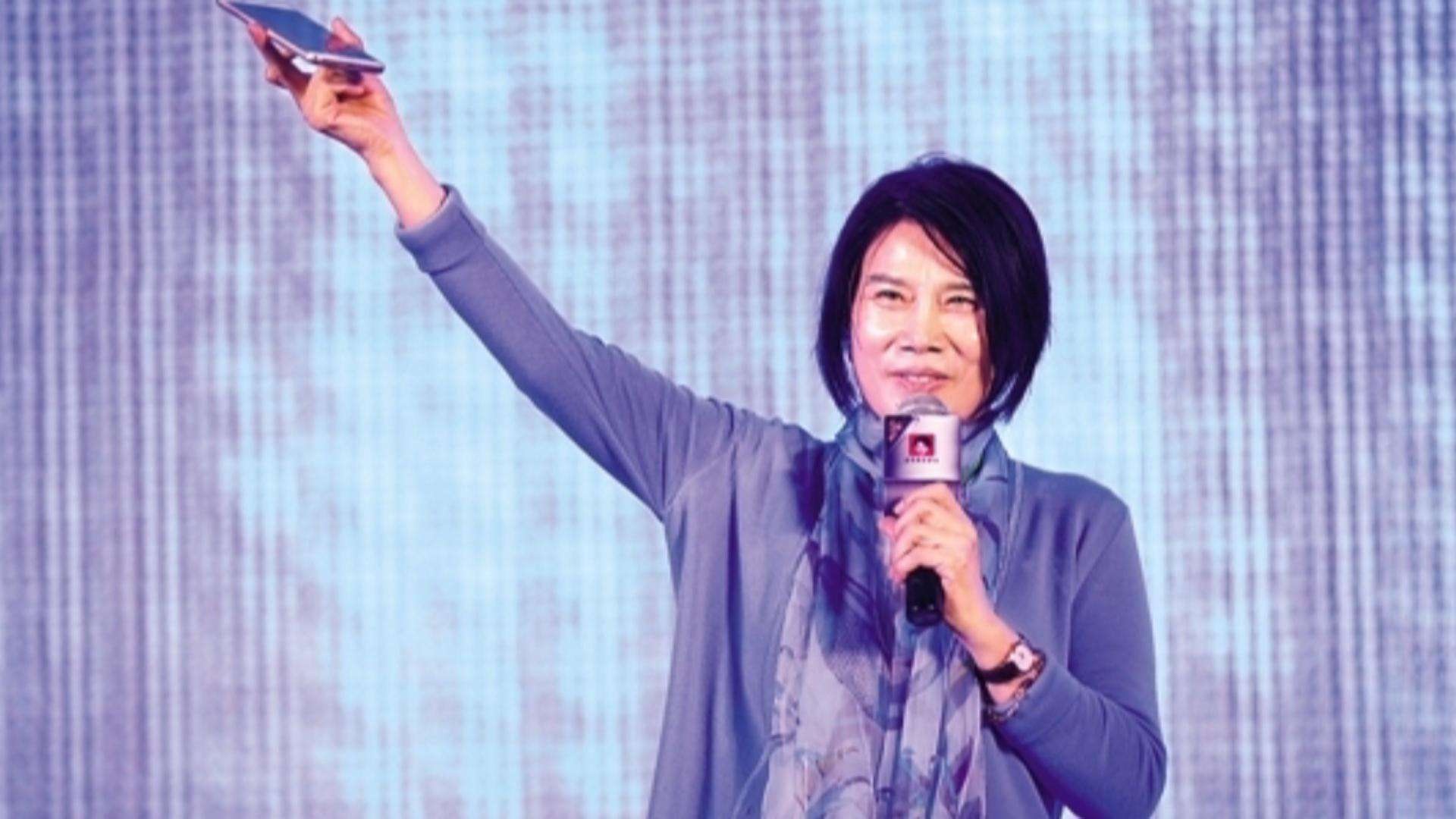 格力手机不仅仅是一部手机,更是一本活教材