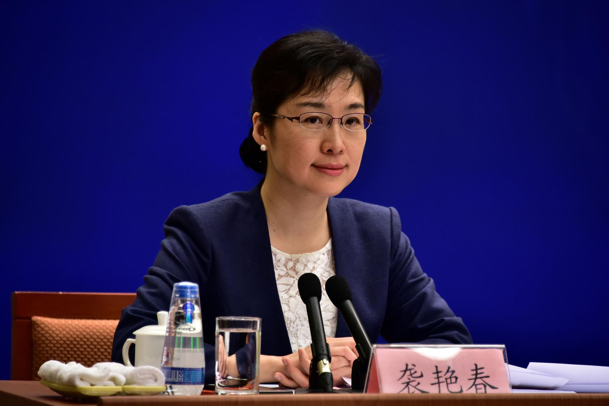 政策例行吹风会上,国务院新闻办新闻局副局长,新闻发言人袭艳春介绍