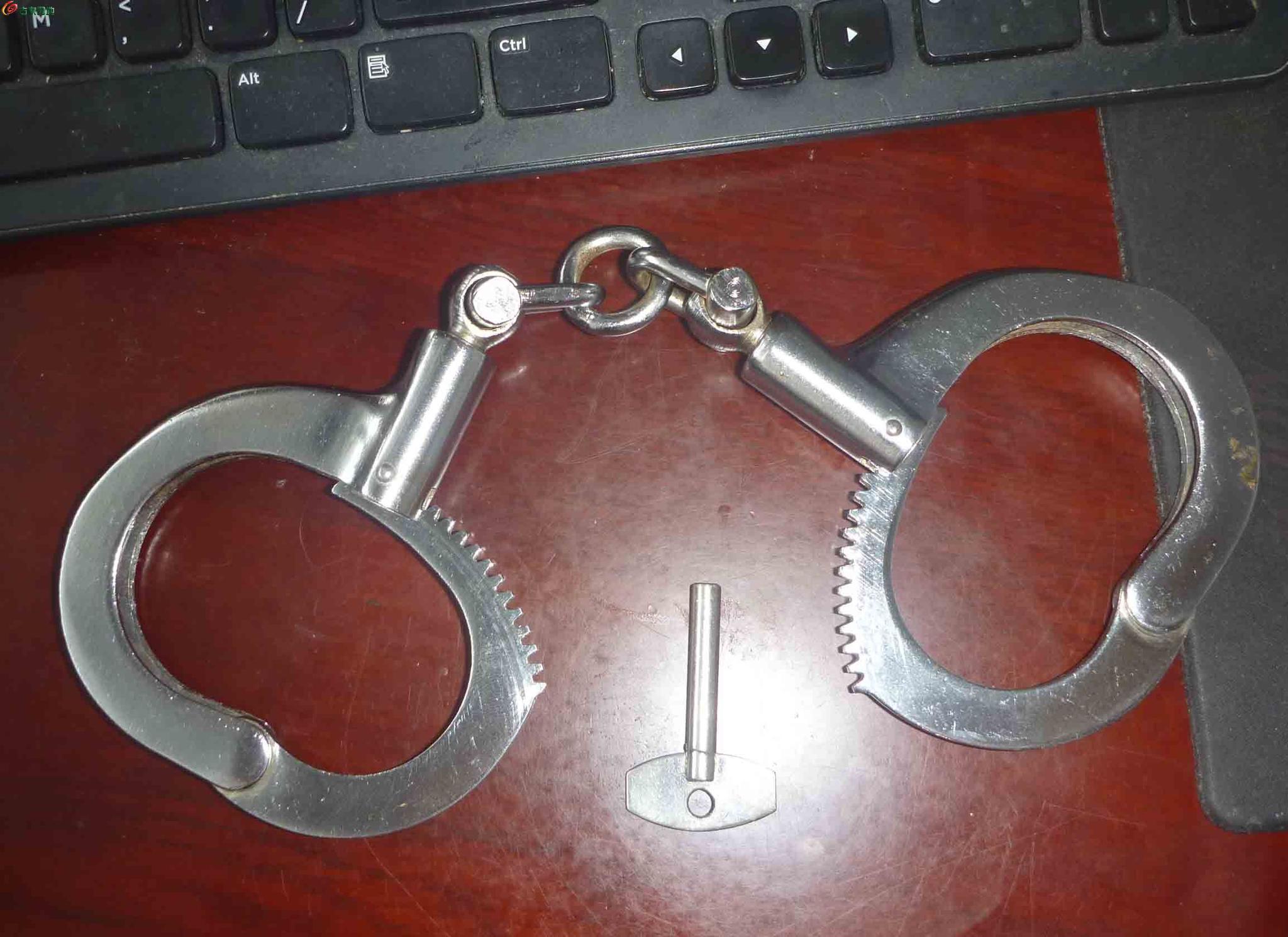 事发大连!男子输光钱欲拍保姆裸照勒索,下药迷