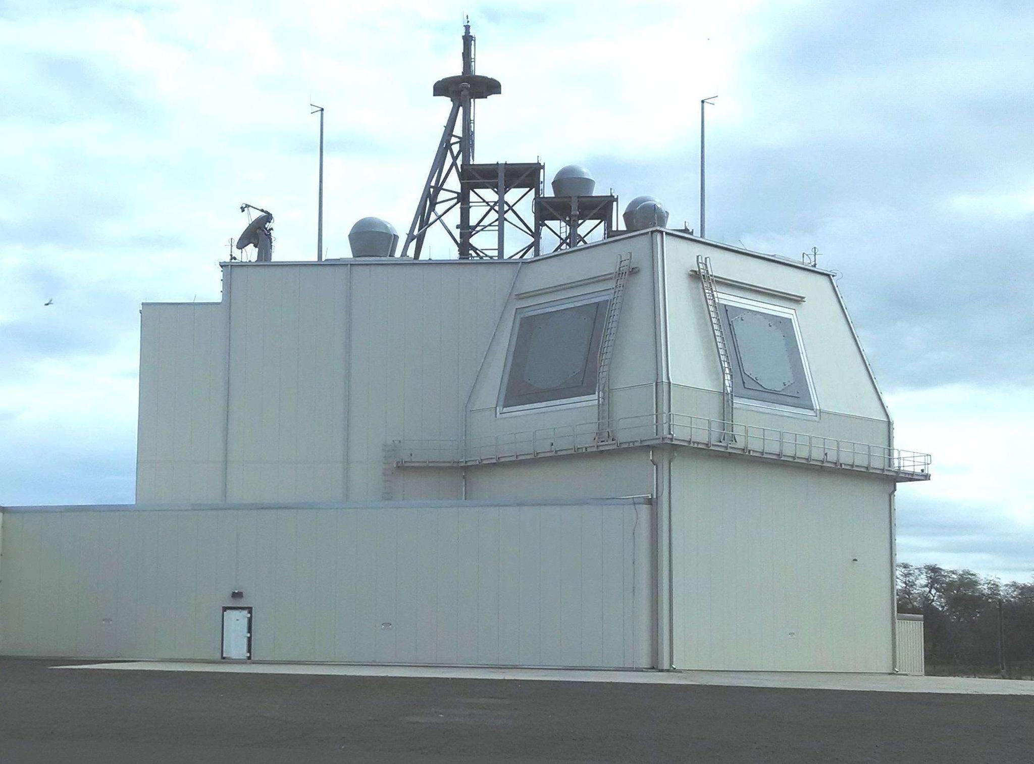 针对有众多导弹邻国日本决定引进陆基宙斯盾系统