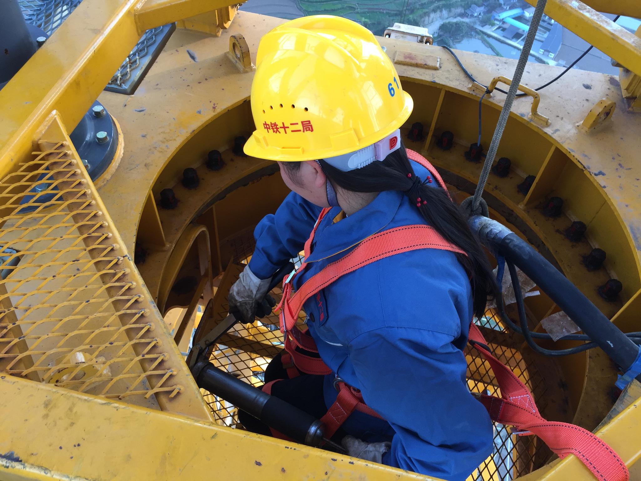 【国企足迹影像2017】2017央企十大暖镜头|央