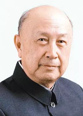 被誉为“中国航天之父”、“中国导弹之父”、主动化节造战“火箭之王”
