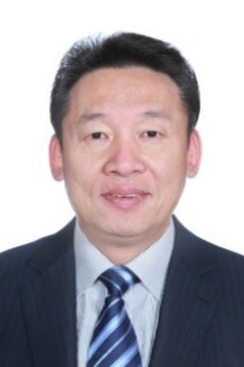 刘君