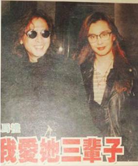 王祖贤两段情都被骂，盛世美颜年逾50却不婚的真相