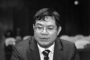 中小学班主任津贴少老师不愿做,人大代表建议