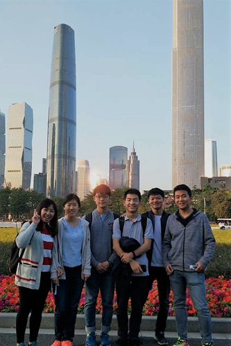 物理学院优秀本科生参加海峡两岸大学生科技文