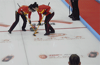 摩擦，“似魔鬼的步伐”，冰壶怎么玩你知道吗？