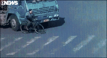 拍迪迦奥特曼的女神多水嫩?动图也想摸妹子的白丝