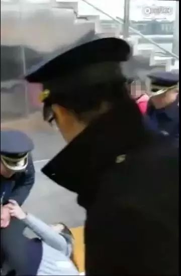 ⣡뺷ŮӡȻǡ