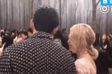 GIF.gif