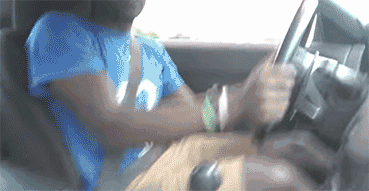 日产370z在路上肆意狂飙,这惨烈的结局告诉你开车不能