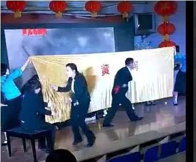 《黄河大合唱》不能这么玩!网友怒了:我笑不