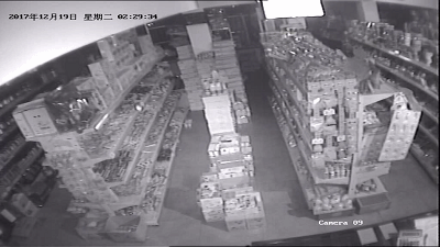 地震时海城一家超市的监控录像