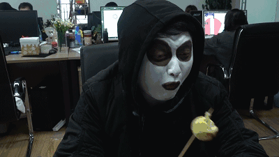 这是我攒了一年的花絮,给你们还原一个真实的办公室.