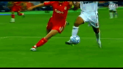 巅峰| 内斯塔是如何踢球的(多gif图)