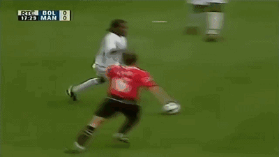 巅峰| 奥科查是如何踢球的(多gif图)