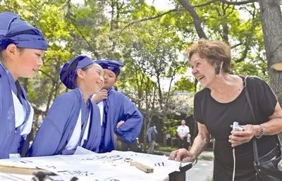 月1日开征环保税 居民排污和机动车不用缴税