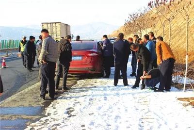 全国丁姓人口_全国一等奖手抄报(3)