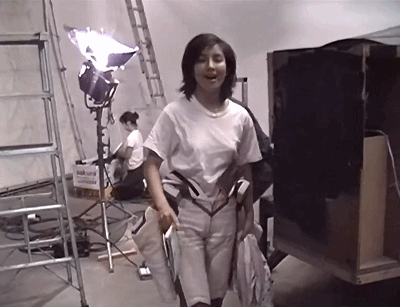 拍迪迦奥特曼的女神多水嫩?动图也想摸妹子的白丝