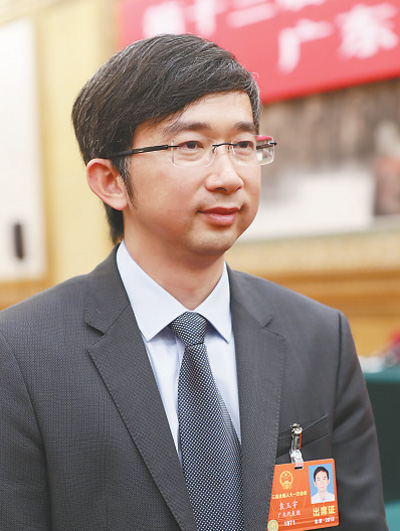 袁玉宇 盛佳鹏摄