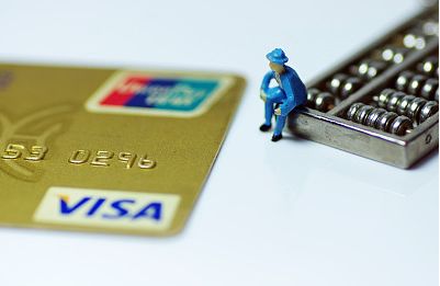 新年出国买买买要注意啦!个人取现有新规,每年