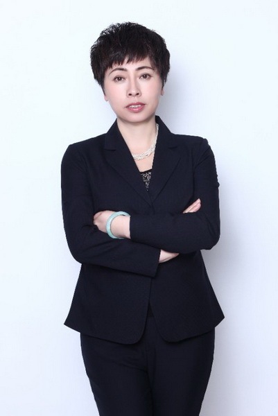 候选人物:鲍鑫毳