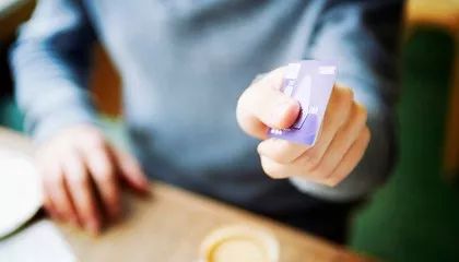 【热点】明起个人银行卡境外提现有了新规定,