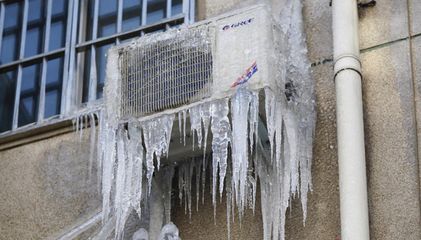 【震惊】安徽这个小区有孩子被冰锥砸死?真相是…