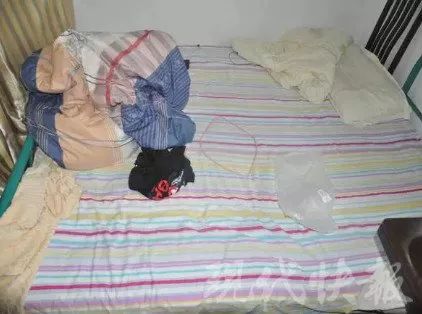 【目瞪口呆】衣架捆绑,毛巾捂嘴,12岁男孩被绑架?原来背后……|现金|姨婆|衣架_新浪新闻