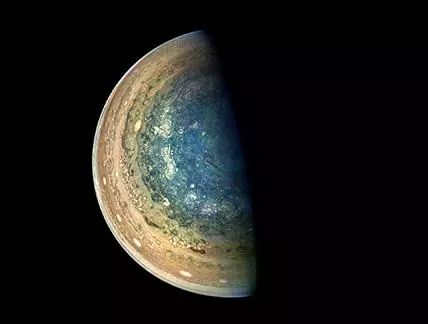 木星南极美图公布,图案华丽令人惊叹