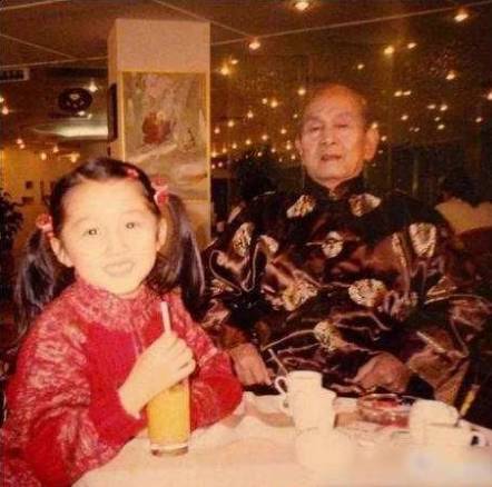京圈后续：真在京圈攀关系，关晓彤也不过是个渣。