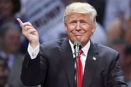 特朗普迎来最大胜利!美国大幅减税,中国该如何