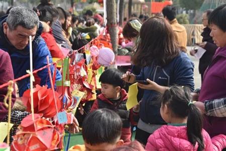 上海市金山区张堰幼儿园成功开展元宵喜乐会