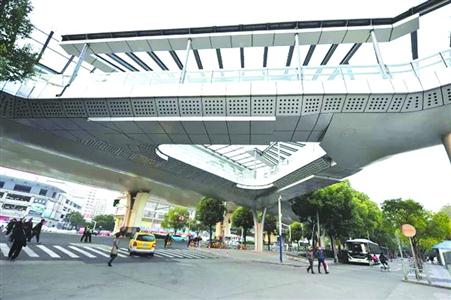 已经建成的莲花路空中连廊 /隧道股份供照