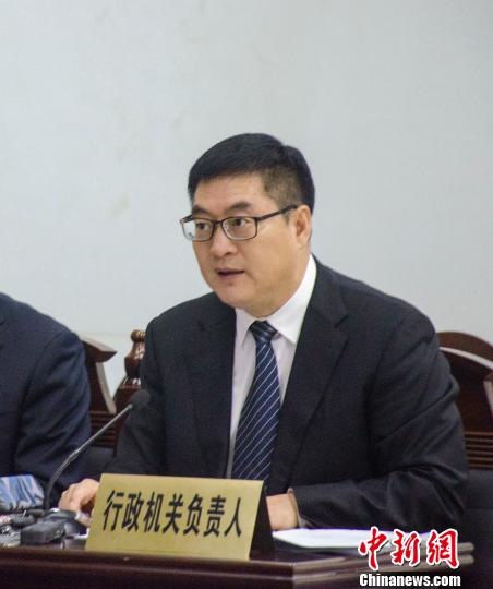 北海市市长李延强出庭应诉 翟李强 摄