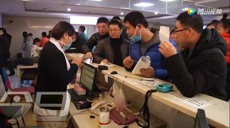 扩散！流感病毒肆虐，青岛不少医院全天爆满！一份“儿科用药宝典”刷爆朋友圈，医生紧急喊话…