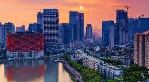 送钱送房送户口！昆明也加入抢人大战，拼得过其他城市吗？