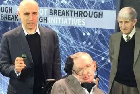 夜思 l 宇宙网红霍金，都在讲他的神性，我们聊