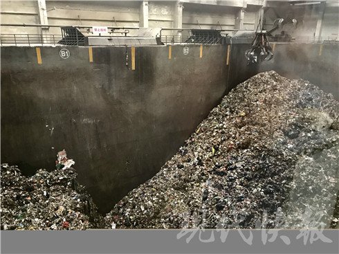 南京2\/3的生活垃圾从这里消失,变成砖块、水