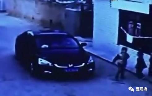 纪委领导开车碾死女童找人顶包,交警包庇被判