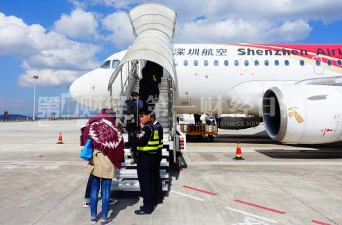 国际航线火拼背后:补贴盛行的隐忧 | 姗言两语|