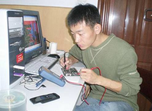 单片机大师郭天祥的大学六年，看看与你的有何不同?